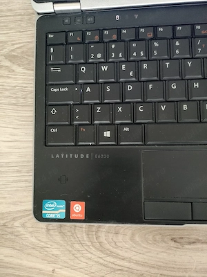 dell latitude e6230 cu procesor i,5 in stare buna.