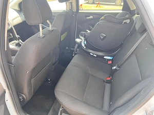 Ford Focus MK3.5 Trend 1.0 benzina 125cp - imagine 4