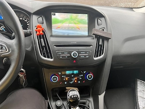 Ford Focus MK3.5 Trend 1.0 benzina 125cp - imagine 7