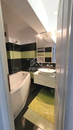Apartament cu 3 camere de închiriat în zona CENTRU - imagine 2