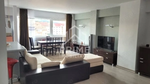 Apartament cu 3 camere de închiriat în zona CENTRU - imagine 7