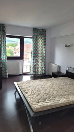 Apartament cu 3 camere de închiriat în zona CENTRU - imagine 3