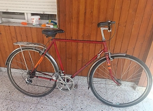 Bicicleta cu roti de 28