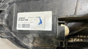 Far stanga dacia logan 3 - imagine 2