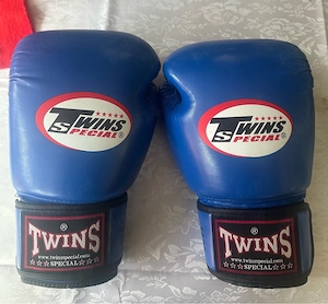 vand manusi box twins 14 oz 