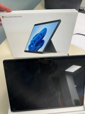Microsoft Surface Pro 8 în stare excelentă - imagine 2