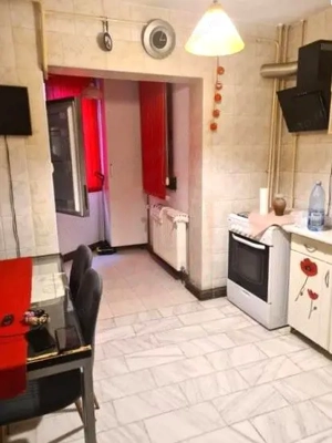 Apartament spațios, 2 camere decomandate, etaj 1, zona Piața Centrală - imagine 5