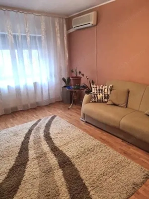 Apartament spațios, 2 camere decomandate, etaj 1, zona Piața Centrală - imagine 2