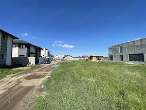 Teren 1326mp Bucuresti-Magurele, strada Spinului, 71m deschidere, utilitati la limita de proprietate - imagine 5