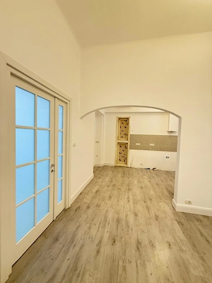 MT250 Apartament 3 camere, de vanzare -Piata Libertatii, cladire istorica - imagine 23