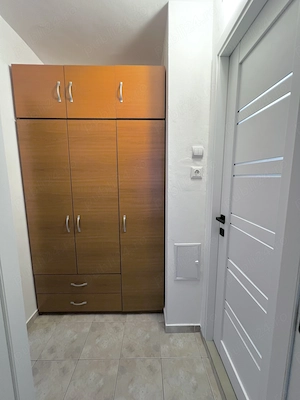 Închiriez apartament 2 camere   Aviației | 58 mp | Decomandat | Renovat 2026 | Centrală proprie  - imagine 2