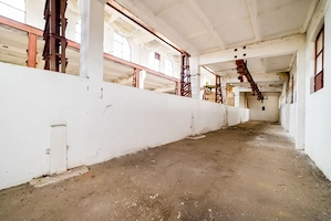 Hală spațioasă în Lipova Nord - oportunitate investiție - imagine 3