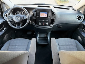 Mercedes-Benz Vito Tourner 116 CDI 163 CP V 220 CDI Avangarde 8 Locuri 163 CP An 2018 Euro 6 - imagine 5
