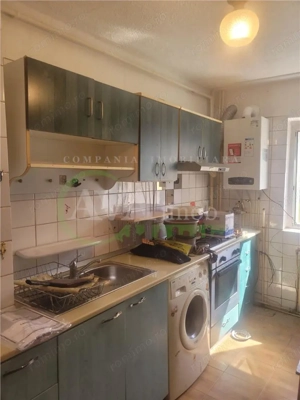 Apartament 3 camere semidecomandat | Etaj 3, zona Ura - imagine 4