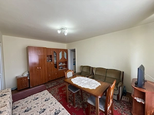 Apartament 2 camere-etaj 3-bloc de caramida-zona Gojdu - imagine 3