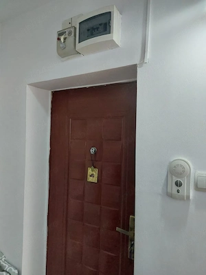 Vand Apartament Bloc Caramida,Razboieni,2 Camere Decomandat,Centrala Noua pe Cupru  - imagine 5