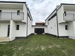 Duplex modern Dumbrăvița   zona Cora, 120 mp utili, teren 300 mp!