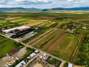 FILM! 5.000 mp teren, la marginea orasului Targu Secuiesc, aria industriala - imagine 4