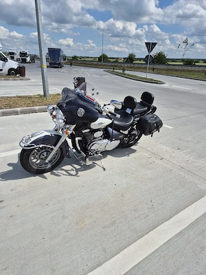 Suzuki VL 800 - imagine 5