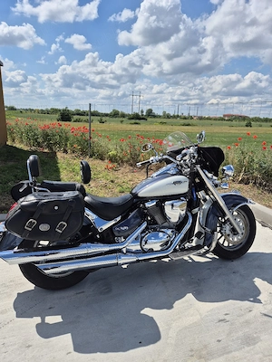 Suzuki VL 800 - imagine 4