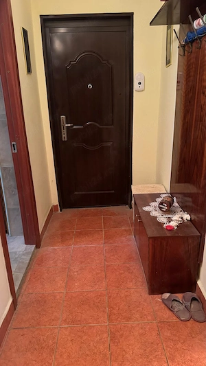 Apartament 4 camere decomandat, mobilat, centrală proprie, 83.9 mp   Râmnicu Sărat   70.000   - imagine 9