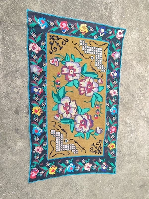 Carpetă cu trandafiri 