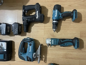 Vând diferite scule Makita