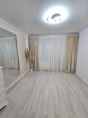 Vand apartament 4 camere - imagine 2
