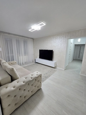 Vand apartament 4 camere - imagine 4