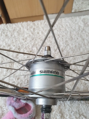 rota bicicletă pe 28