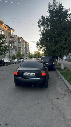 Audi a4 b6 2.0 benzină  - imagine 8