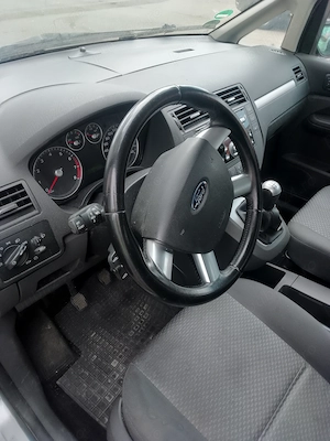 Vând Ford Focus C-MAX, an 2005, motor 1.8 benzină, 125 CP. O mașină spațioasă, ideală pentru familie - imagine 8