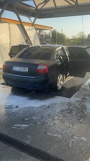 Audi a4 b6 2.0 benzină  - imagine 10
