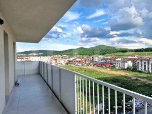 Apartament ultrafinisat cu 3 camere, terasa 27mp, garaj, Eroilor Residence - imagine 8