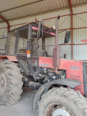 Tractor Belarus 820.2 - imagine 2