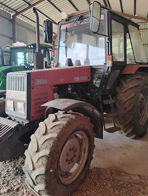 Tractor Belarus 820.2 - imagine 3