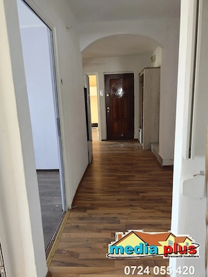 Apartament 3 camere decomandat de vânzare   Micro 16 - imagine 5