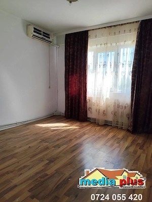 Apartament 3 camere decomandat de vânzare   Micro 16 - imagine 4