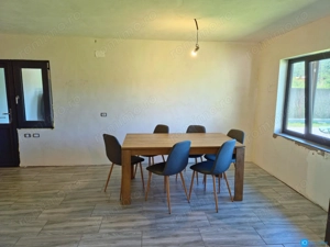 CASA PE PARTER IN BUJORENI - LINISTE, CURTE SI VEDERE SPRE VF. COZIA - imagine 5
