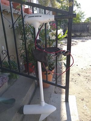 Motor pentru barcă - imagine 2