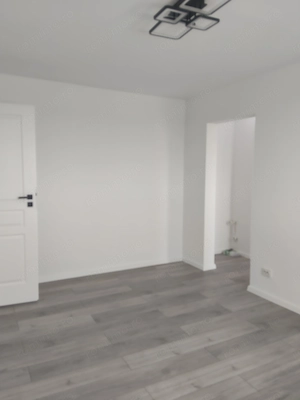 Ap 2 camere bloc reabilitat izolat exterior renovat - imagine 3