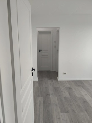 Ap 2 camere bloc reabilitat izolat exterior renovat - imagine 5