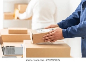 Angajam manipulant marfa