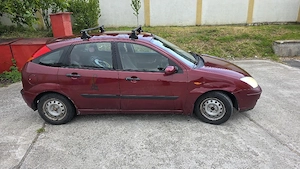 Ford focus 2002 1.6 benzină - imagine 3
