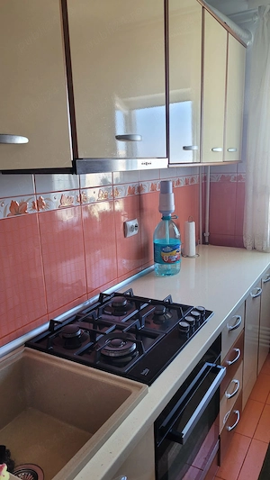 Inchriez Ap 3 camere Tomis Nord