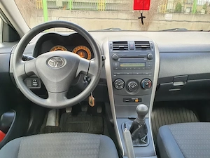 Toyota Corolla - imagine 5