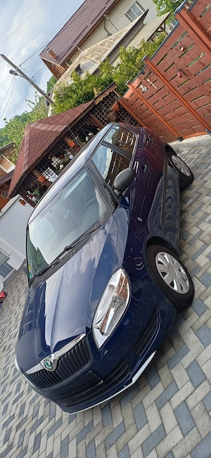 Skoda Fabia 2011 - imagine 3