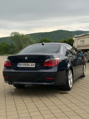 BMW e60 facelift 2.0 benzină - imagine 4