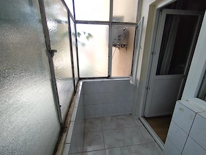 Închiriez apartament  - imagine 15