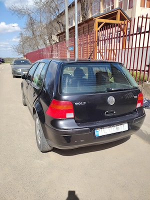 Se vinde ,vw golf 1,9tdi alh ,din anul 2001,consuma foarte puțin este buna pt naveta sau pt piese  - imagine 6